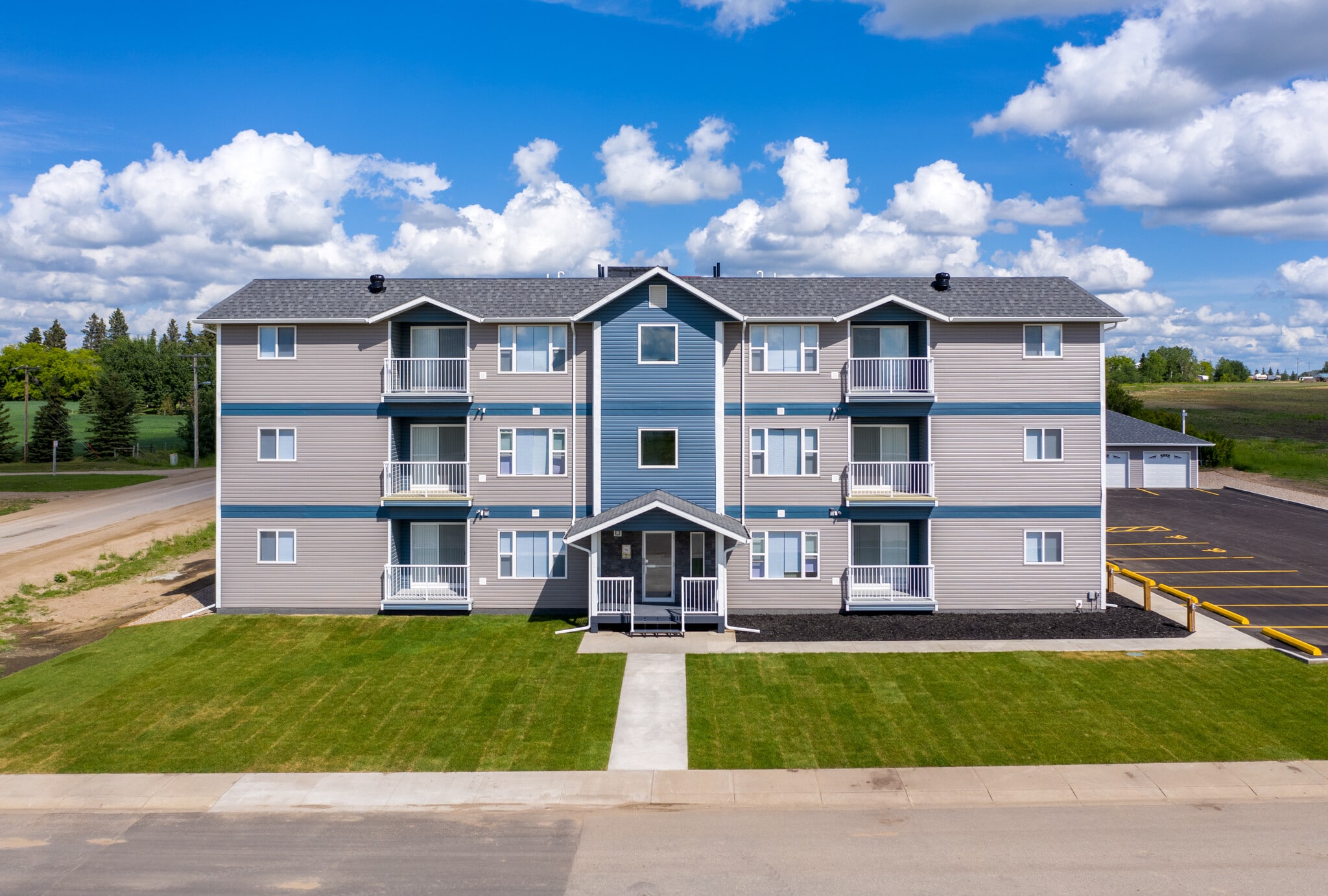 615 2 nd Ave, Shellbrook, SK for sale Building Photo- Image 1 of 13