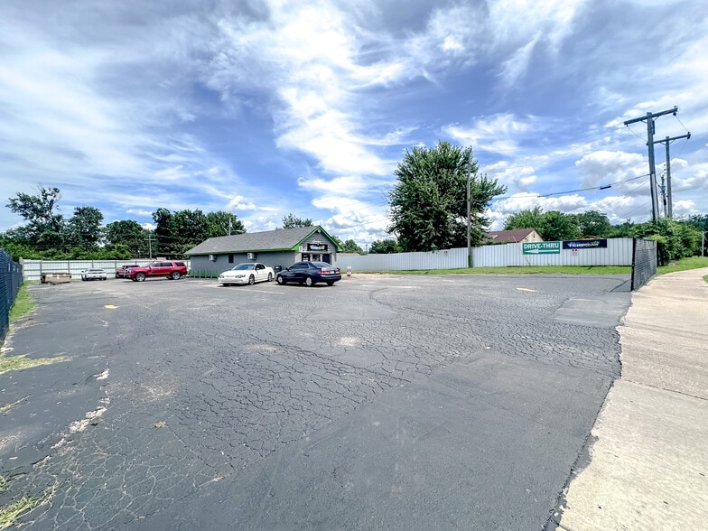 4521 N Martin Luther King Jr Blvd, Tulsa, OK for sale - Building Photo - Image 2 of 24