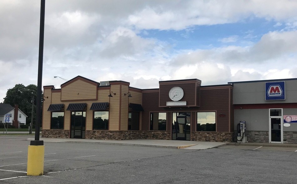 170-180 Smaltz Way, Auburn, IN for sale - Building Photo - Image 1 of 1