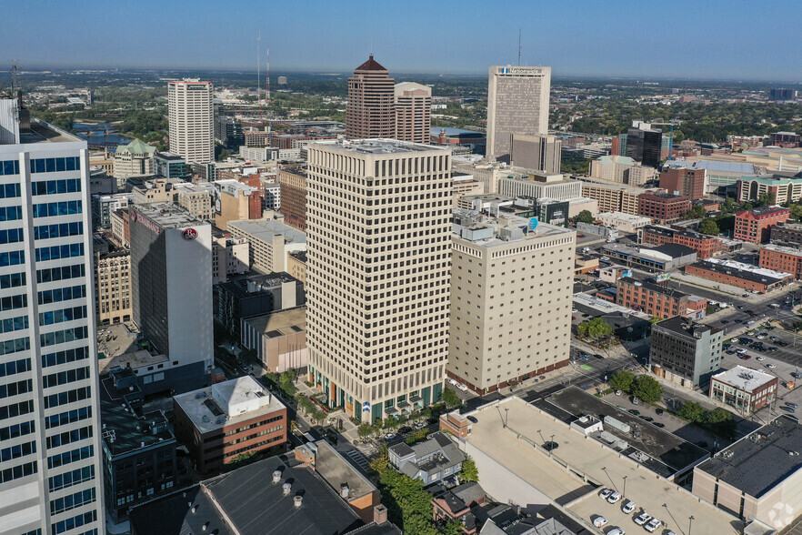 150 E Gay St, Columbus, OH for lease - Aerial - Image 3 of 3