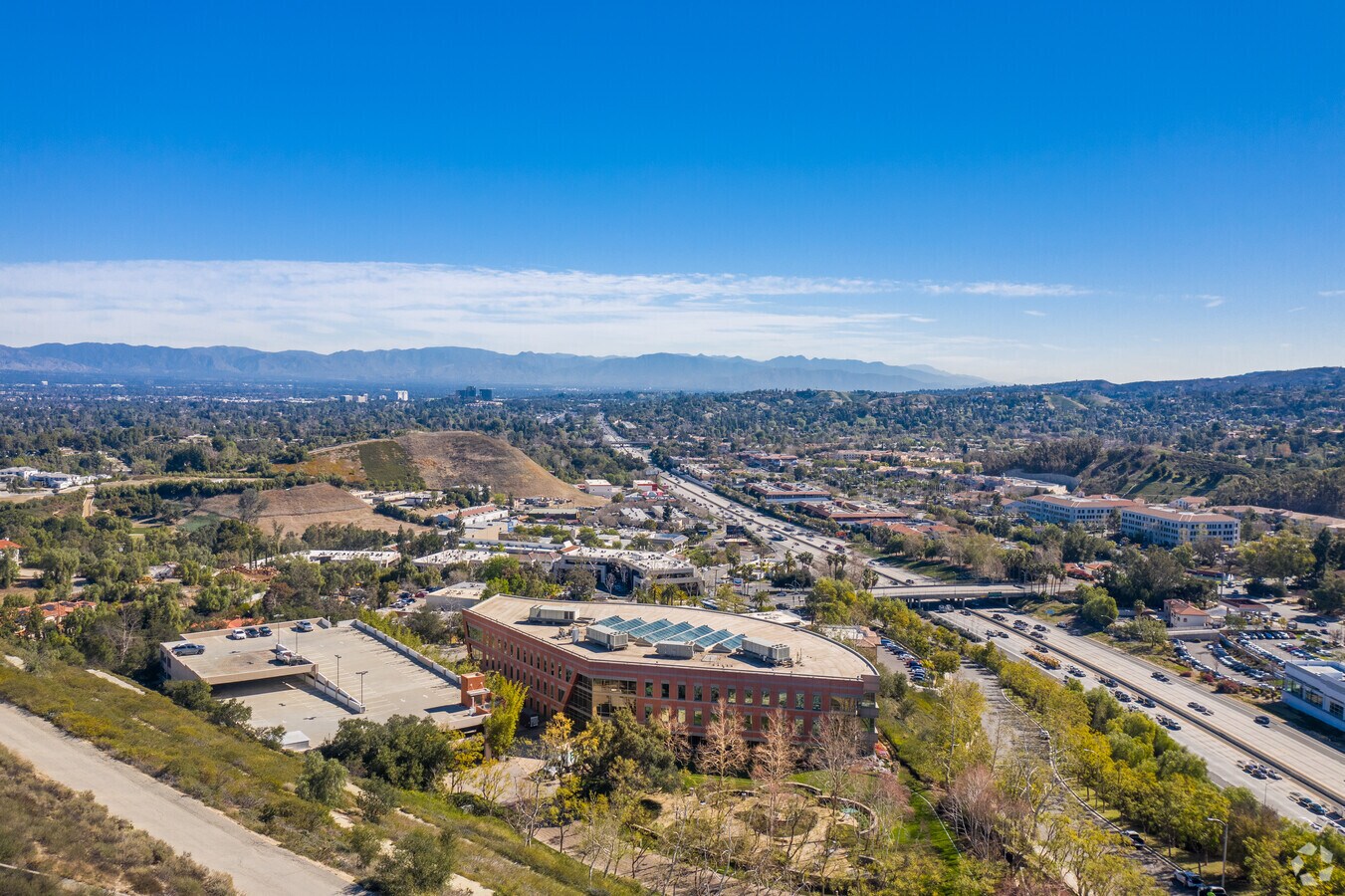 24151 Ventura Blvd, Calabasas, CA 91302