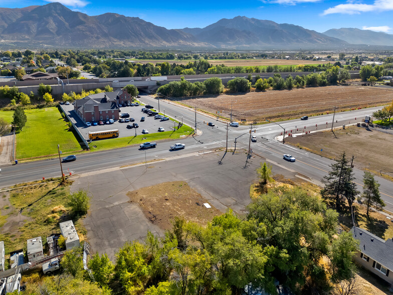 1819 N 2000 W, Farr West, UT for lease - Building Photo - Image 2 of 18