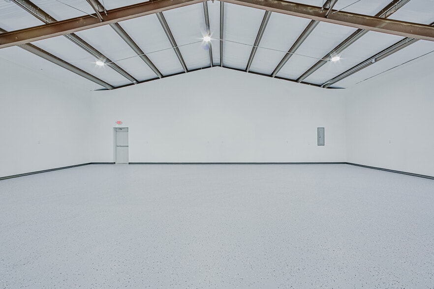 8117 Magnolia St, Houston, TX for lease - Building Photo - Image 1 of 11