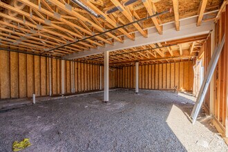 5765 Commercial St SE, Salem, OR for lease Interior Photo- Image 2 of 2