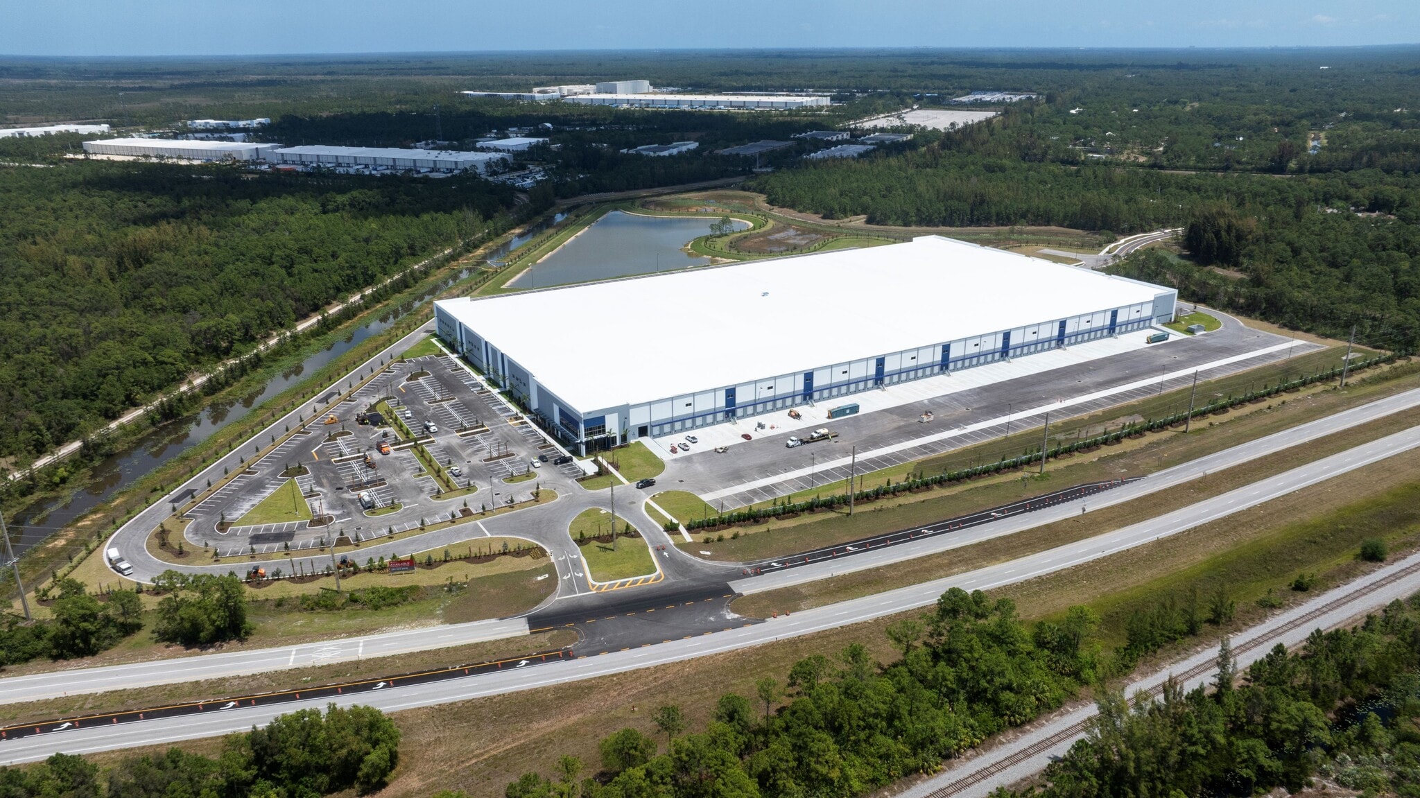 15500 Venture Way, Jupiter, FL 33478 Beeline Logistics Center