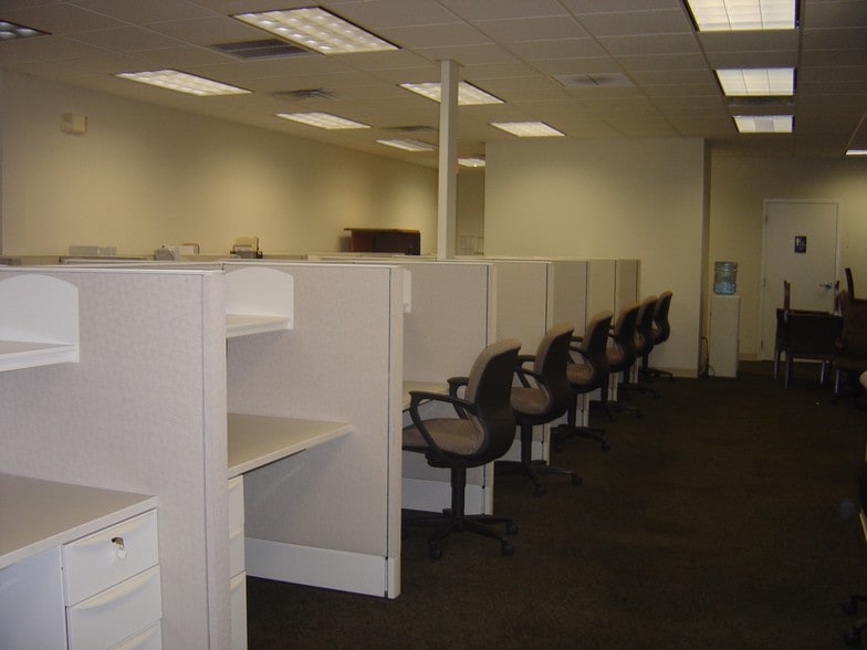 2027 State Route 35, Wall Township, NJ for lease - Interior Photo - Image 2 of 104