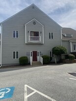 22 Mystic Ln 2nd flr Suite 22B - Loft