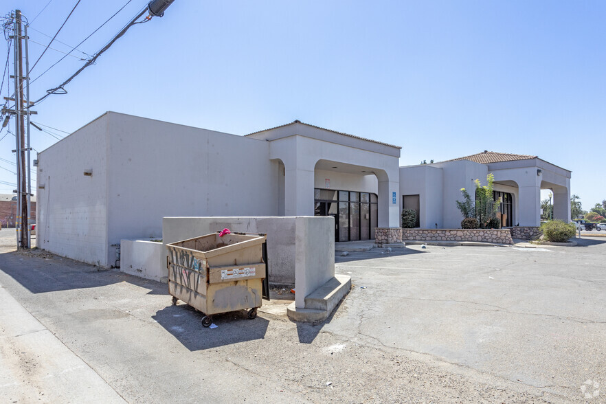 256 N K St, Tulare, CA for lease - Building Photo - Image 3 of 9