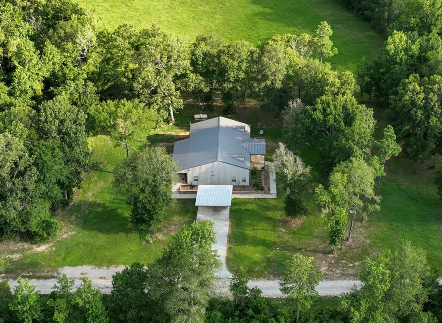 382 Hawthorne Rd, New Waverly, TX 77358 New Waverly Barndominium