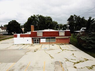 More details for 200 S East St, Le Roy, IL - Retail for Sale
