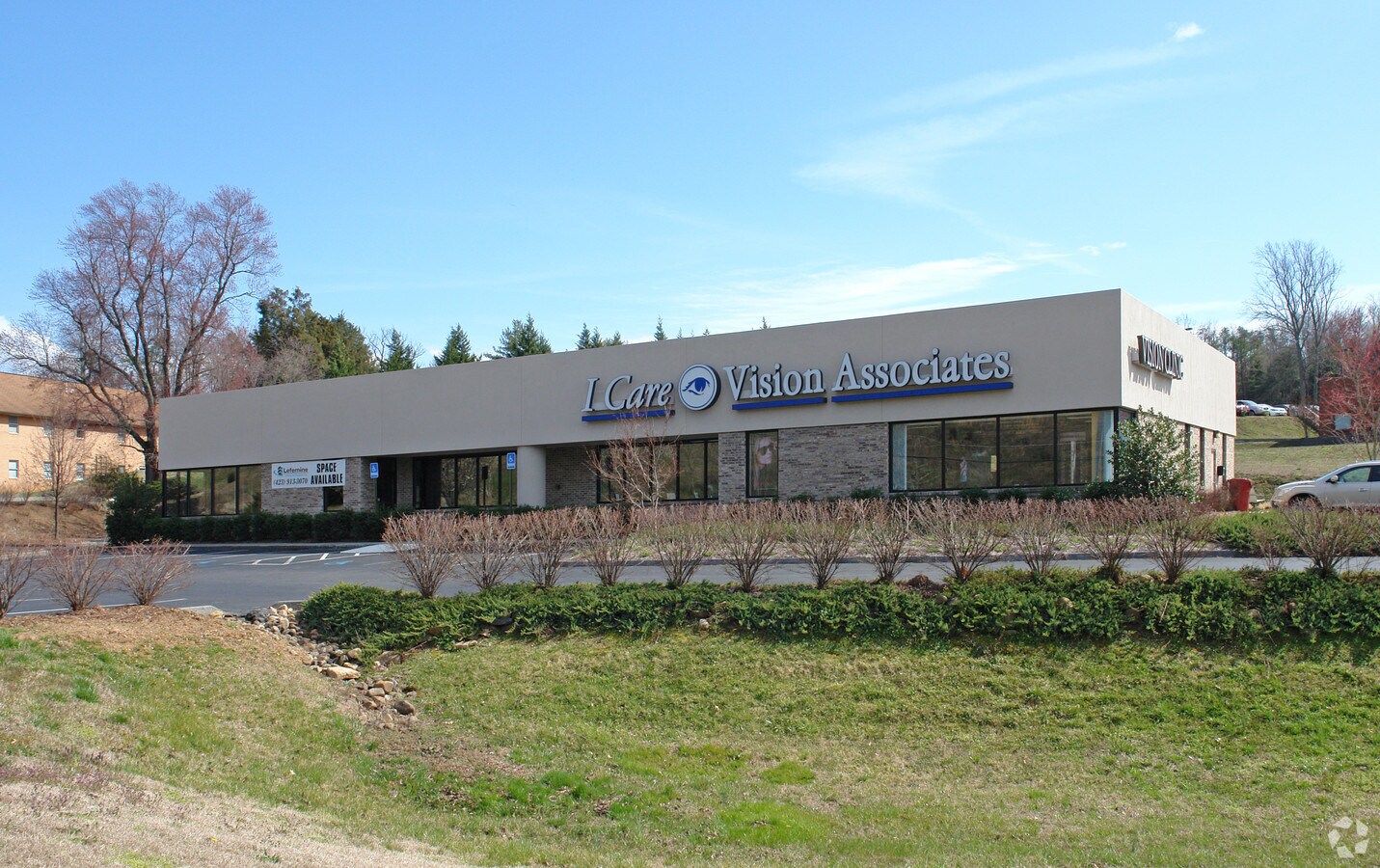 2829 E Oakland Ave, Johnson City, TN 37601