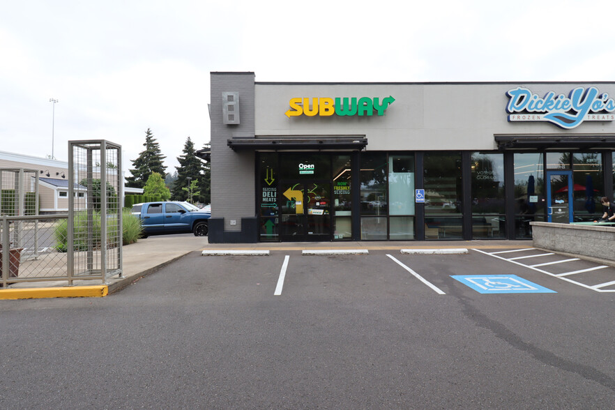 1081 Valley River Way, Eugene, OR for lease - Building Photo - Image 3 of 8