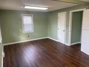 380 S Center St, Windsor Locks, CT for lease Interior Photo- Image 2 of 4