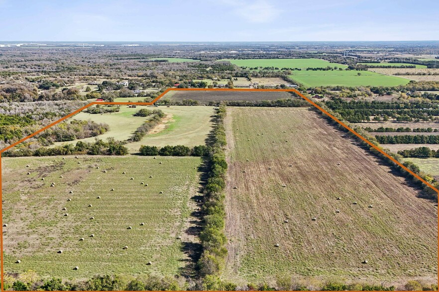 1901 Houston School rd, Lancaster, TX for sale - Aerial - Image 2 of 5