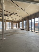 1650 W Adams St, Chicago, IL for lease Interior Photo- Image 1 of 3