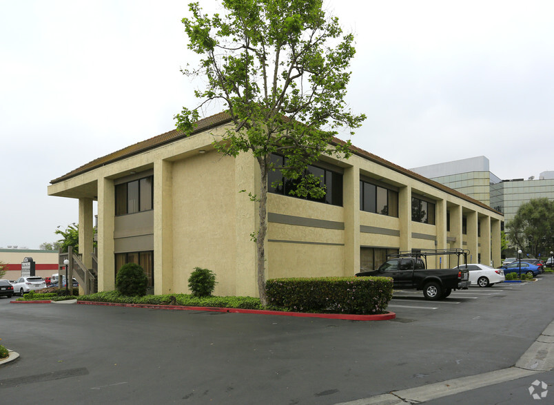 4425 Atlantic Ave, Long Beach, CA for lease - Building Photo - Image 3 of 18