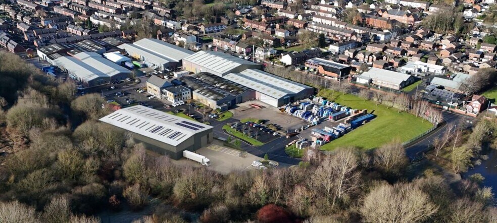 Manchester Old Rd, Manchester for lease - Building Photo - Image 2 of 4