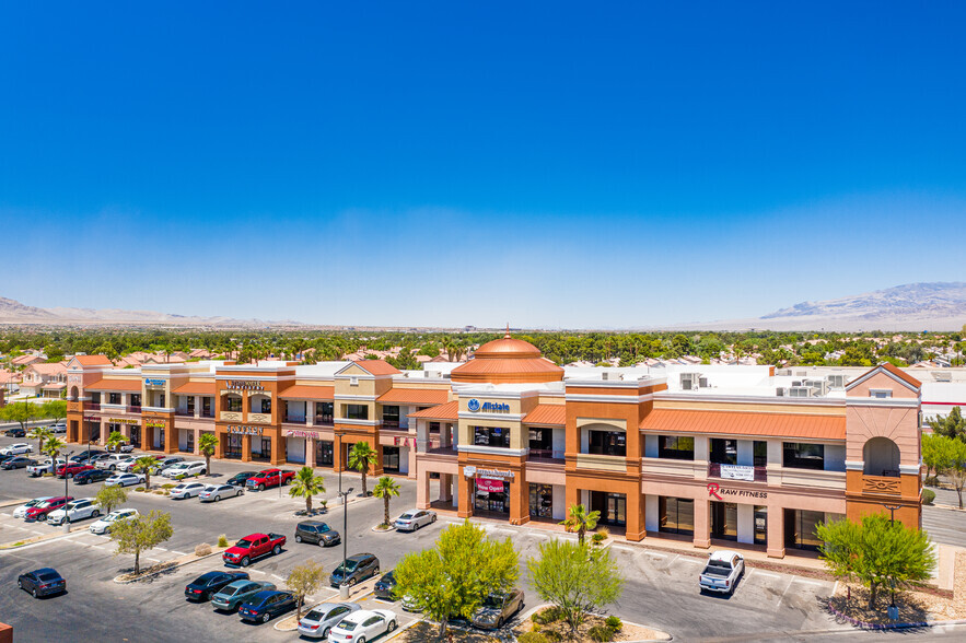 4430-4450 N Tenaya Way, Las Vegas, NV for lease - Building Photo - Image 3 of 5