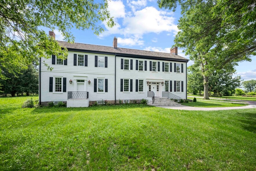 1975 Georgetown Rd, Paris, KY for sale - Building Photo - Image 1 of 66