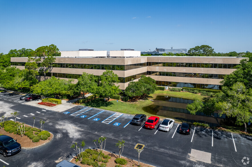 2400 Maitland Center Pky, Maitland, FL for lease - Building Photo - Image 2 of 14