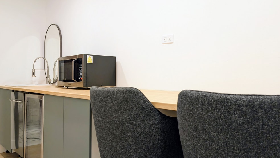 7000 E Kennedy Blvd, Guttenberg, NJ for sale - Building Photo - Image 2 of 14