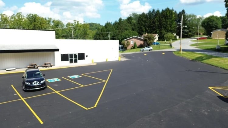 149-175 E Cove Ave, Wheeling, WV for lease - Building Photo - Image 2 of 20