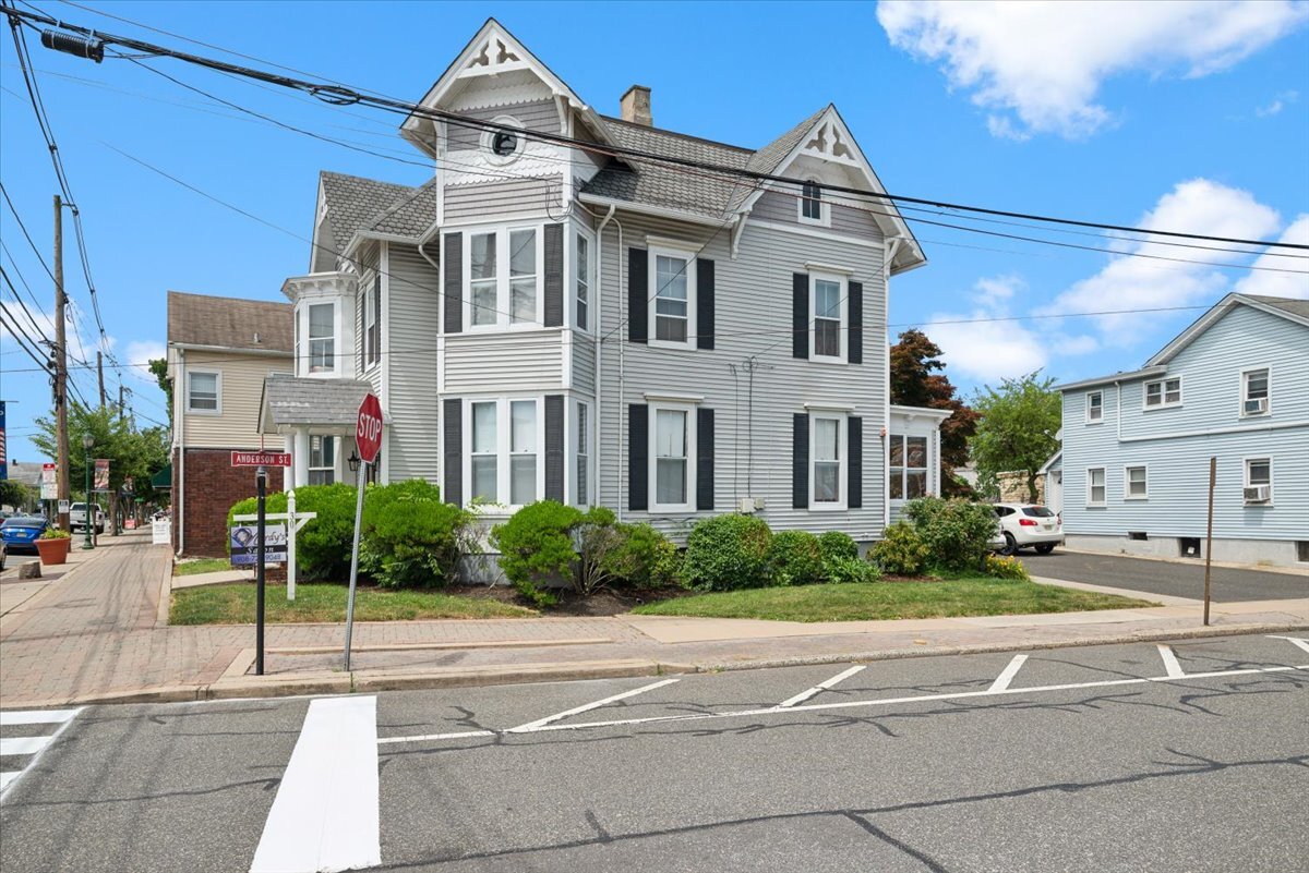 30 W Somerset St, Raritan, NJ 08869 Office for Sale