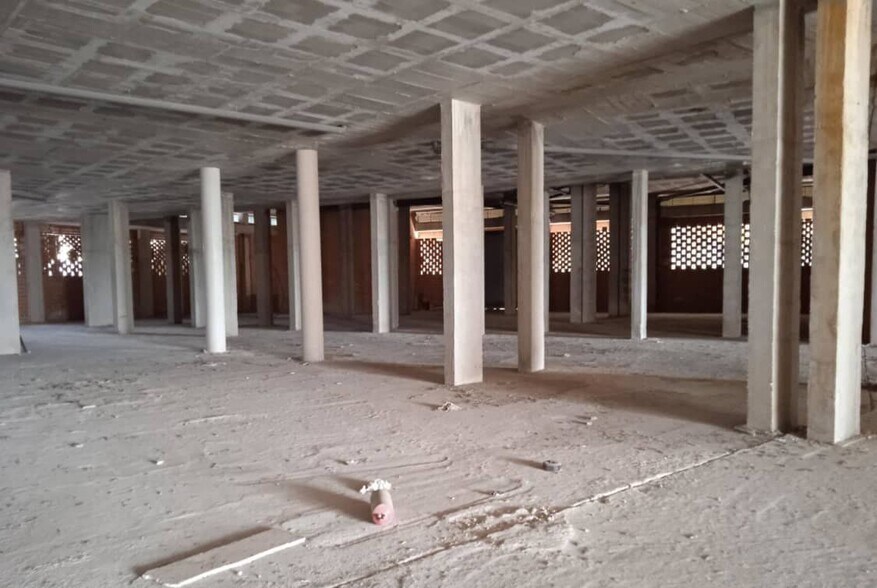 Retail in València for sale - Construction Photo - Image 2 of 11