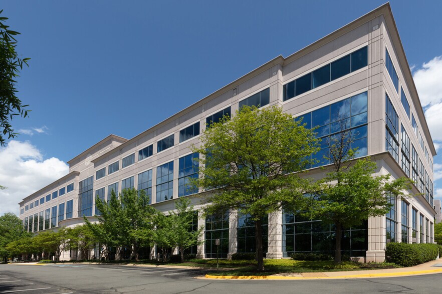 2525 Network Pl, Herndon, VA for lease - Building Photo - Image 1 of 11