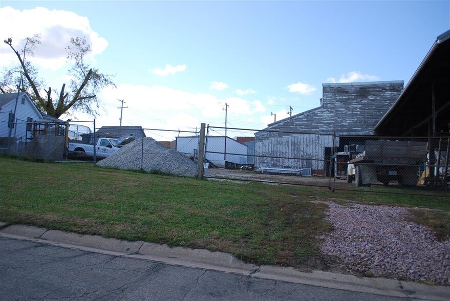 205 Main St, Wakefield, NE for sale - Building Photo - Image 2 of 10