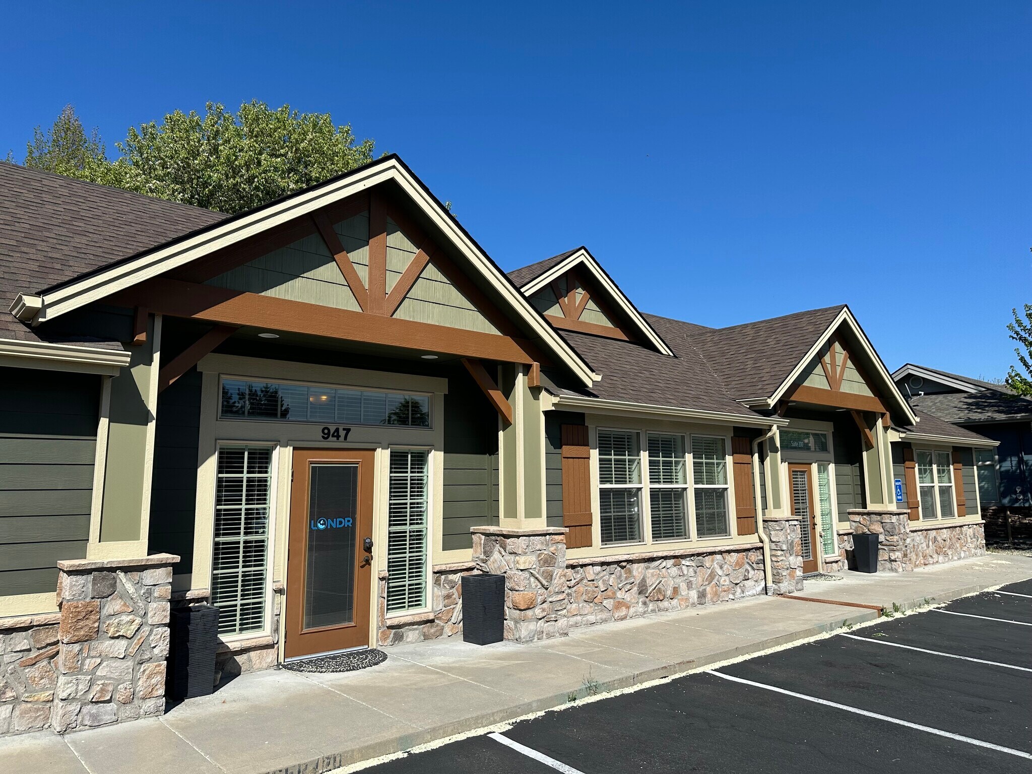 947 E Winding Creek Dr, Eagle, ID for sale Building Photo- Image 1 of 1