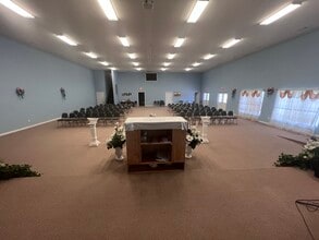 320 Mill Creek Dr, Hull, GA for lease Interior Photo- Image 2 of 12