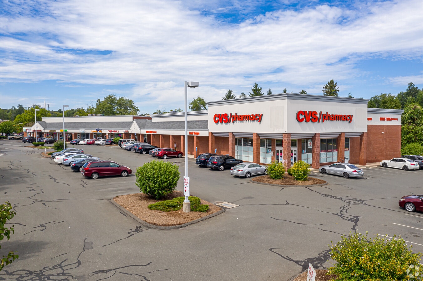 796824 Park Ave, Bloomfield, CT 06002