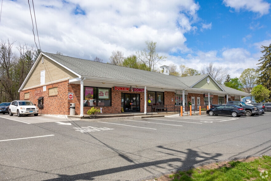 782 Federal Rd, Brookfield, CT for sale - Building Photo - Image 1 of 1