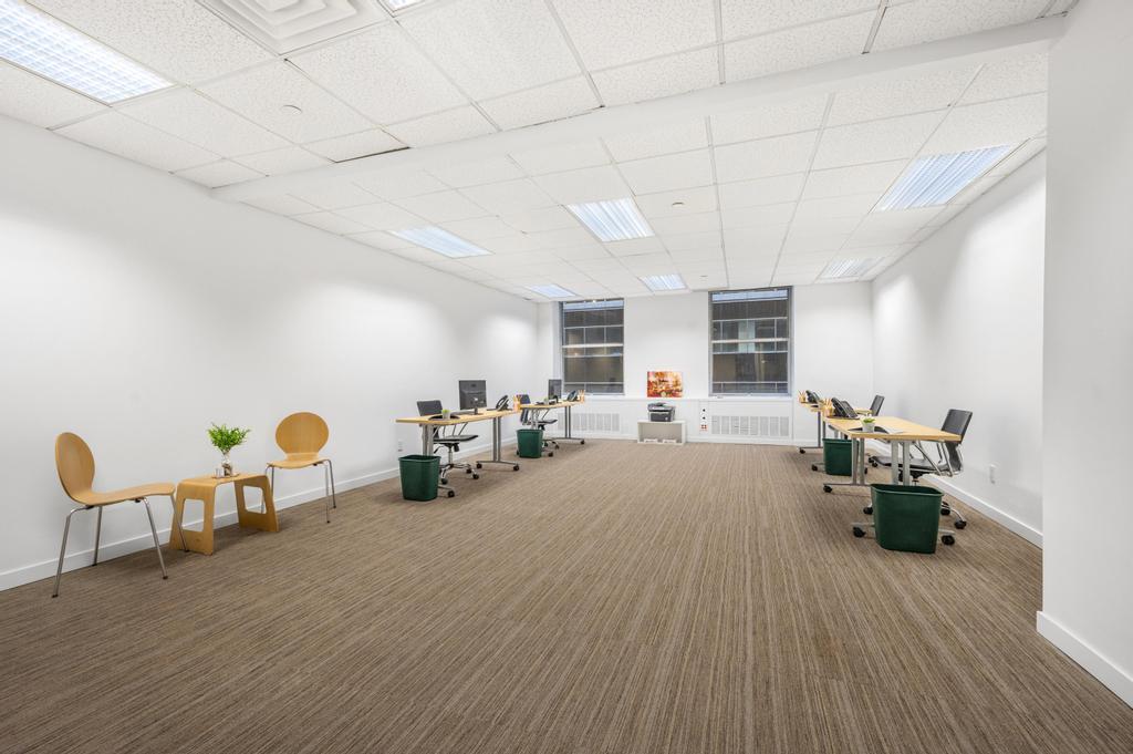 125 Maiden Ln, New York, NY for lease Building Photo- Image 1 of 10