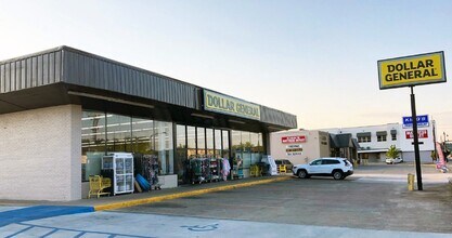 19 N Broadway Ave, Sylacauga, AL for lease Building Photo- Image 2 of 2