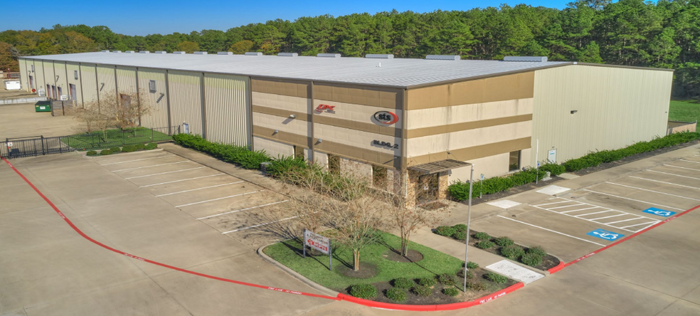 27200 Oakridge Park Dr, Conroe, TX for lease - Building Photo - Image 1 of 1