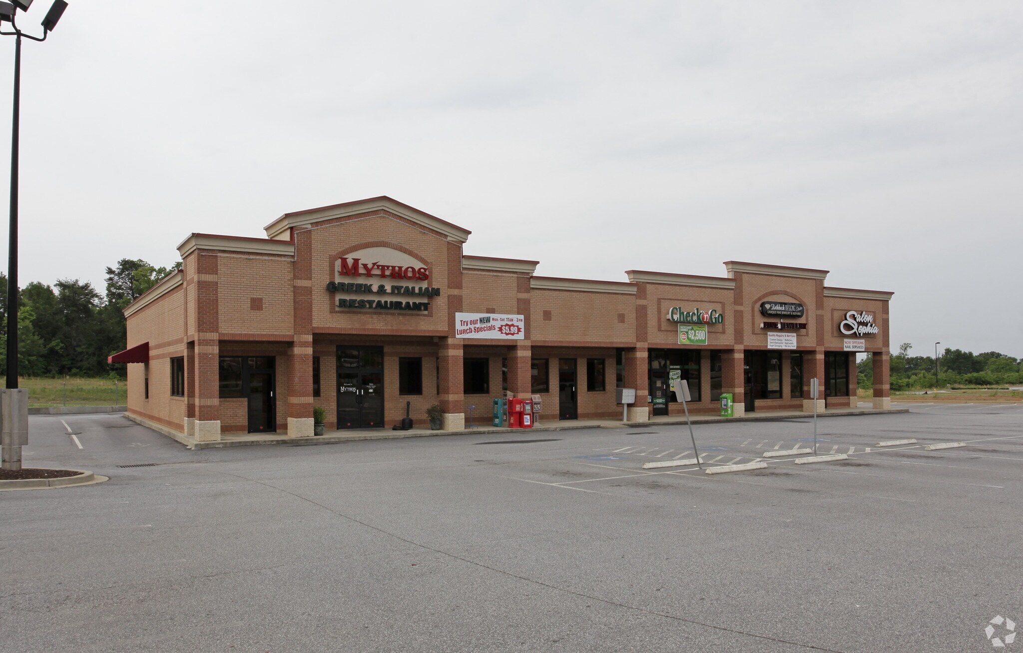 6140 W Wade Hampton Blvd, Taylors, SC for sale Primary Photo- Image 1 of 1