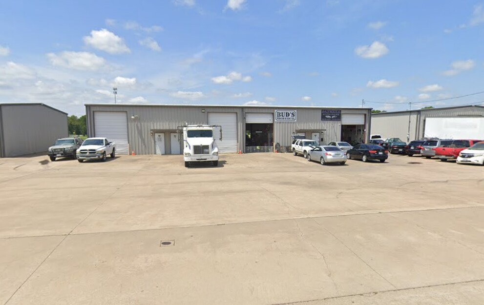 1500 Bruce Way, Seagoville, TX for lease Building Photo- Image 1 of 1