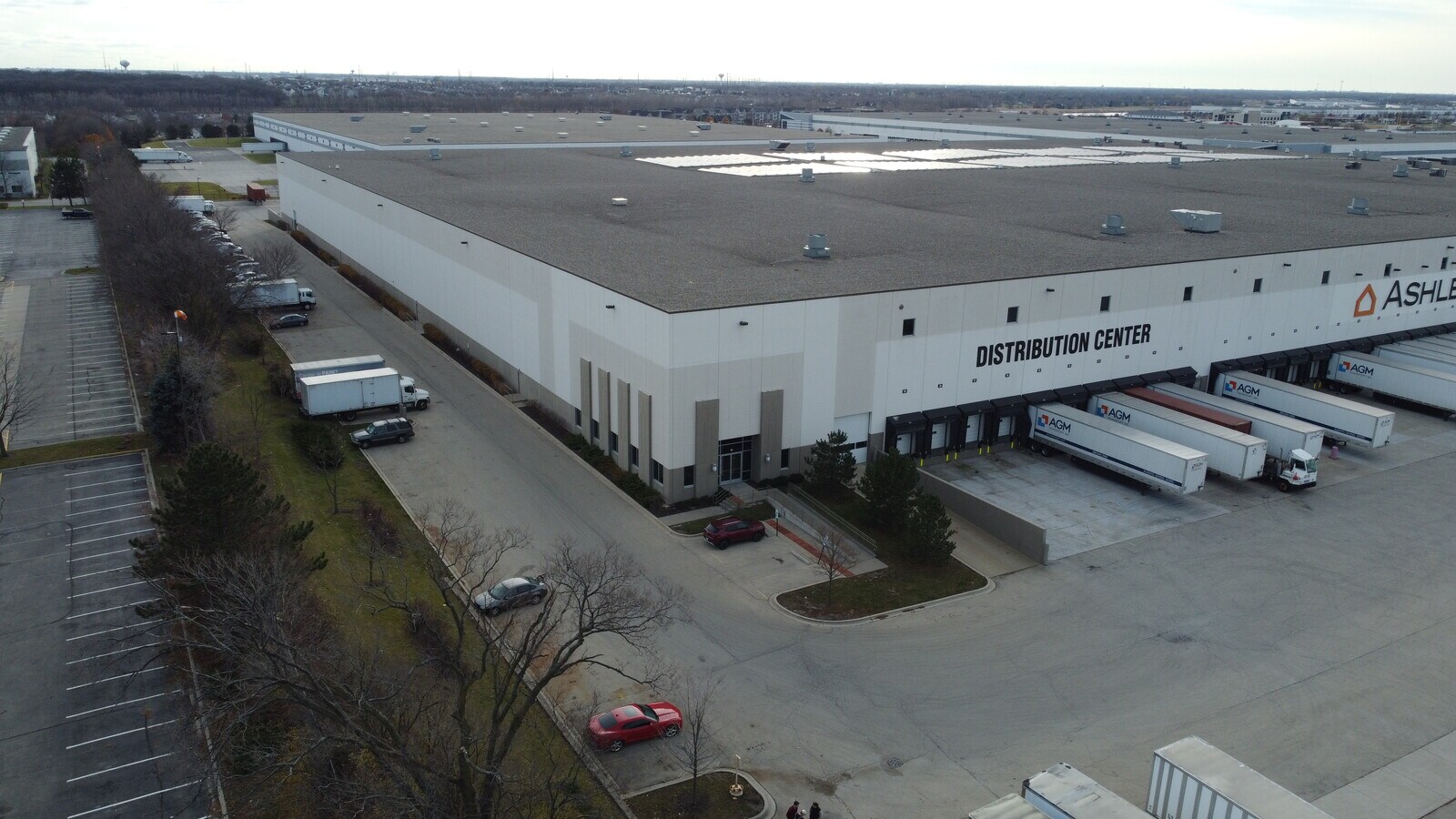 1045 W Crossroads Pky, Romeoville, IL 60446 Ashley Furniture