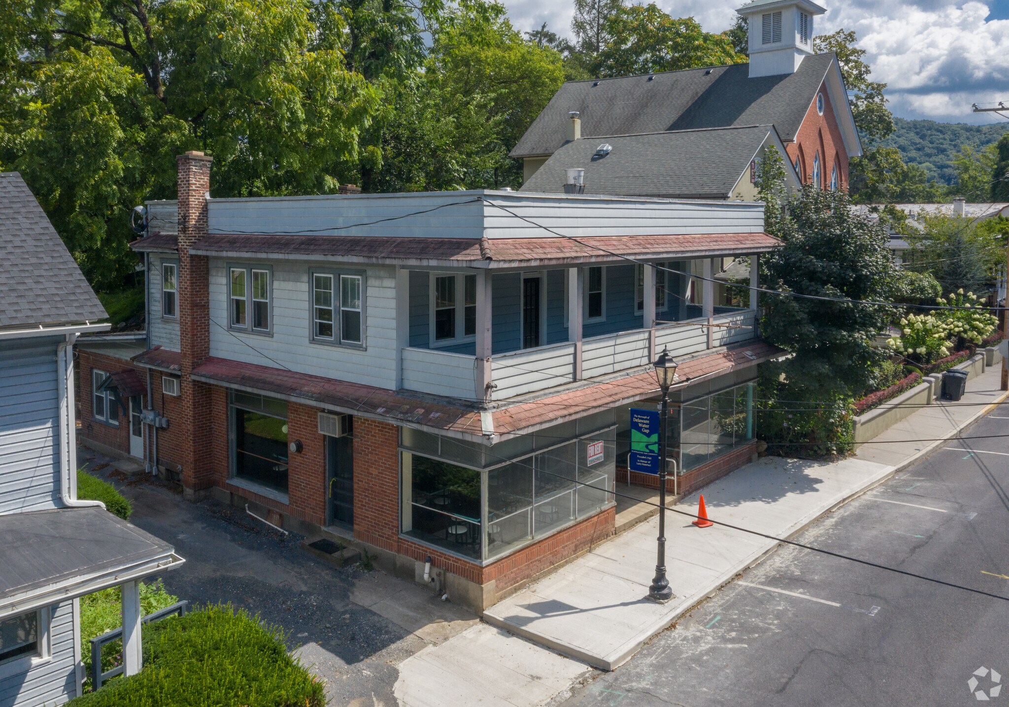 14 & 20 Main Street Route 611, Delaware Water Gap, PA for sale Primary Photo- Image 1 of 1