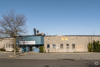 More details for 320 Buffalo Ave, Freeport, NY - Industrial for Lease