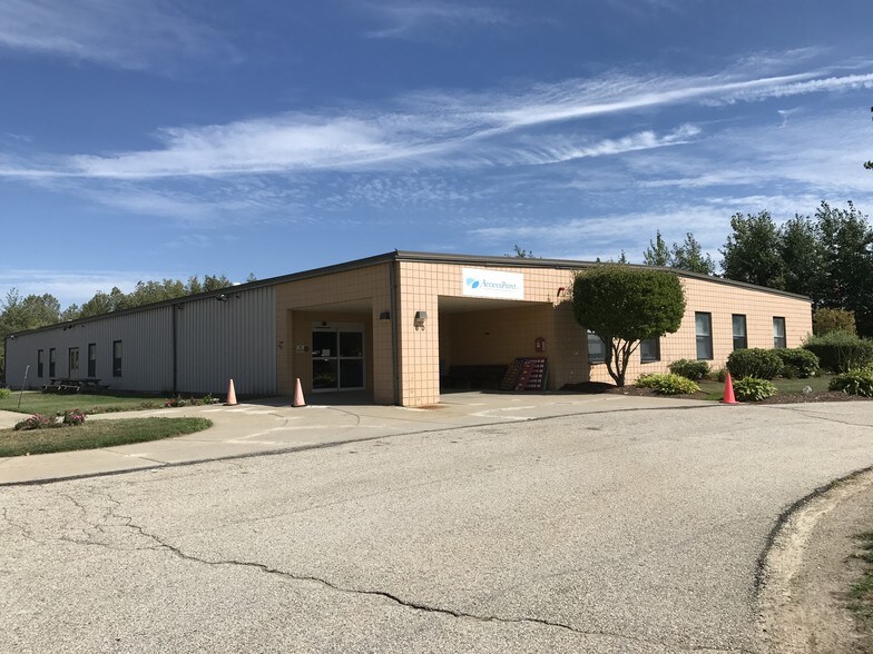 60 Stamp Farm Rd, Cranston, RI for sale - Building Photo - Image 1 of 1