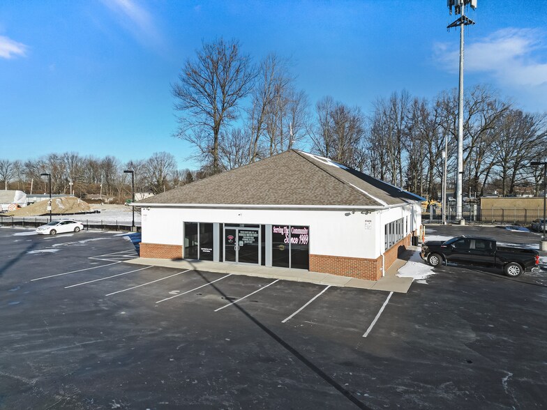 2380 Morse Rd, Columbus, OH 43229 Retail for Sale