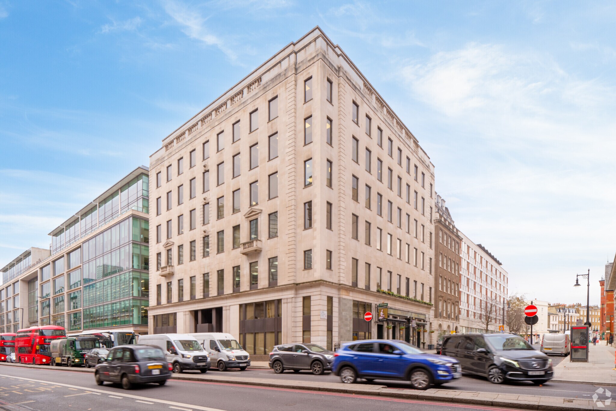 60 Buckingham Palace Rd, London for lease Primary Photo- Image 1 of 8
