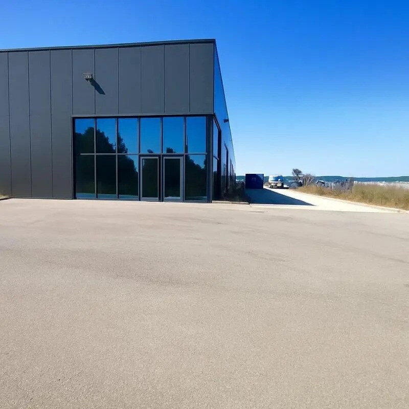 Flex in Vaulx-Milieu for sale Building Photo- Image 1 of 9