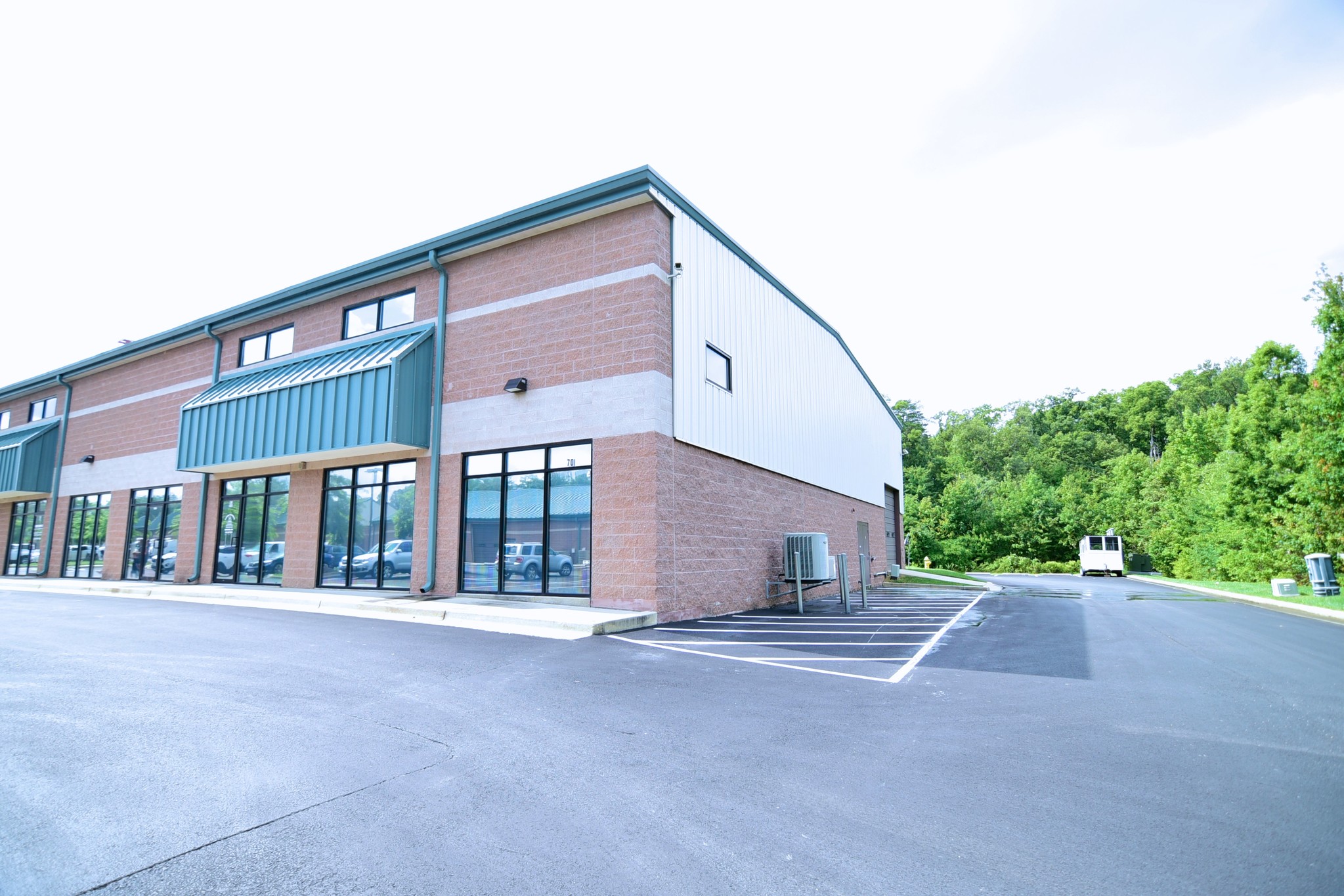 70 Industrial Park Dr, Waldorf, MD for sale Building Photo- Image 1 of 1