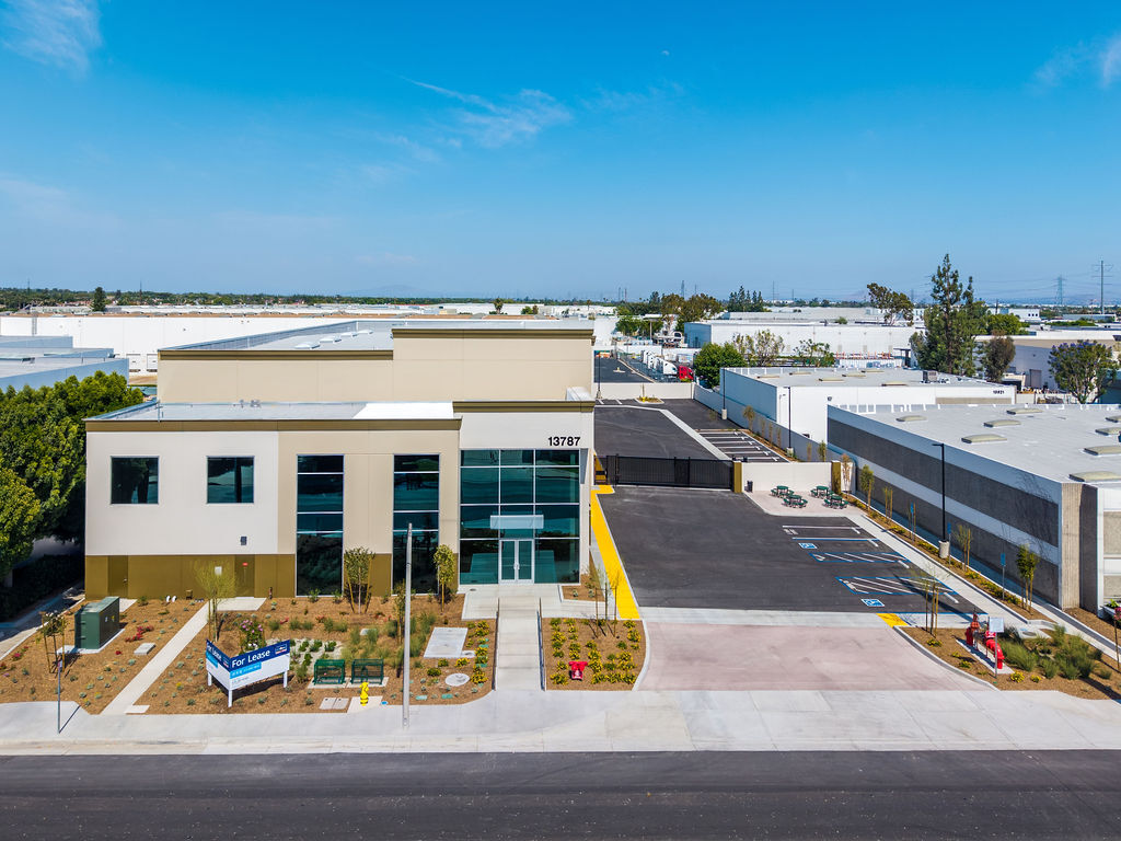 13787 Oaks Ave, Chino, CA for lease Interior Photo- Image 1 of 7