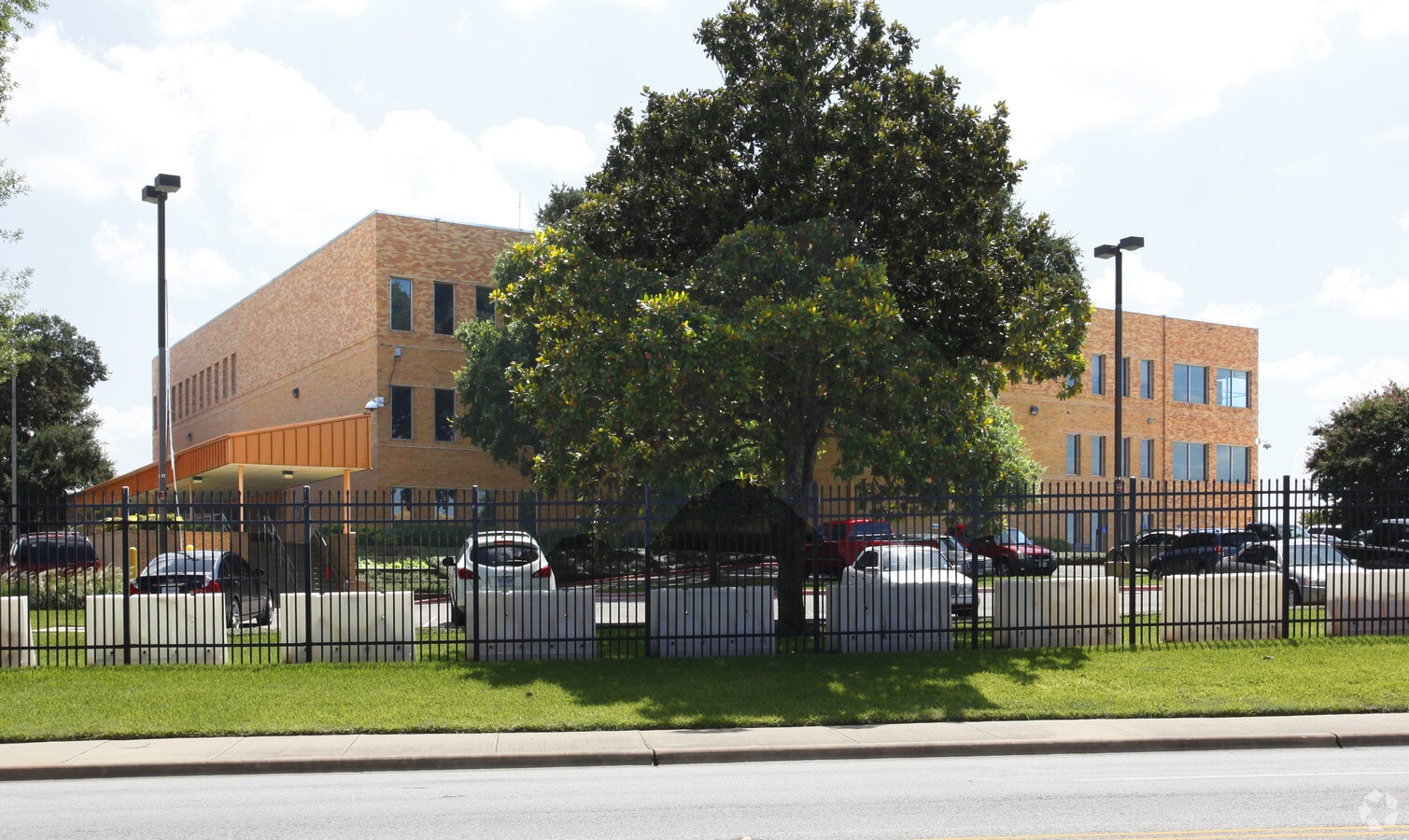 1615 Woodward St, Austin, TX 78741 Property Record