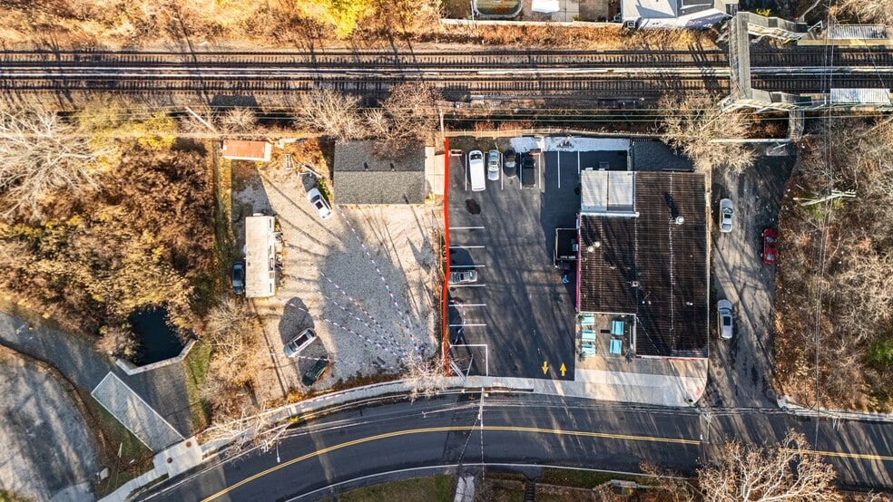 6833 Amboy Rd, Staten Island, NY for sale - Aerial - Image 3 of 9